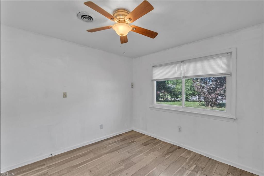 700 Saxon Ct Property Photo 31