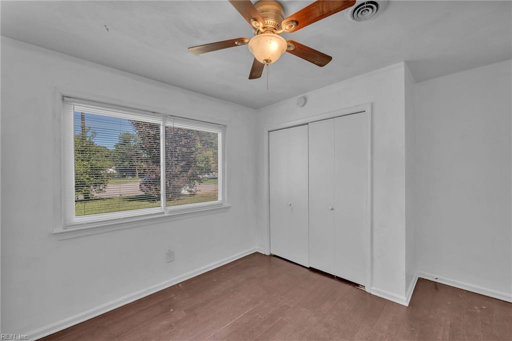 700 Saxon Ct Property Photo 34