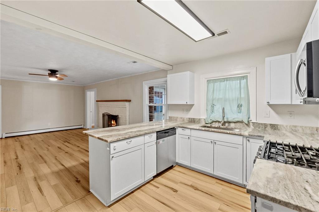 5817 Craneybrook Ln Property Photo 10