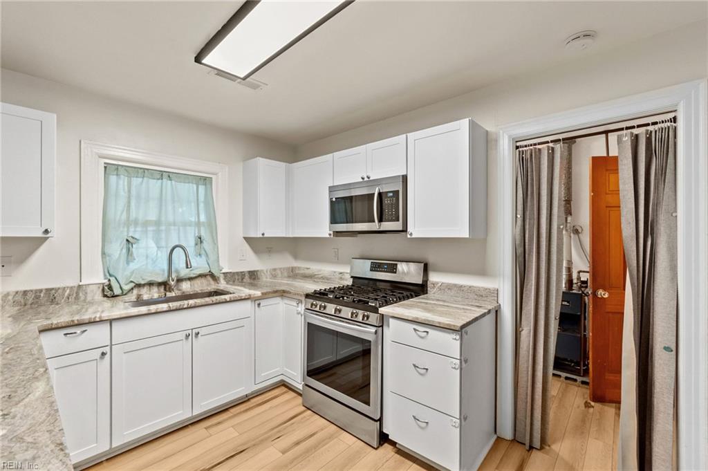 5817 Craneybrook Ln Property Photo 12