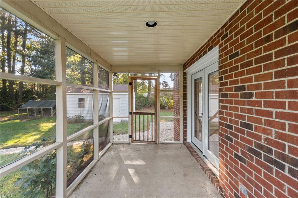 5817 Craneybrook Ln Property Photo 32