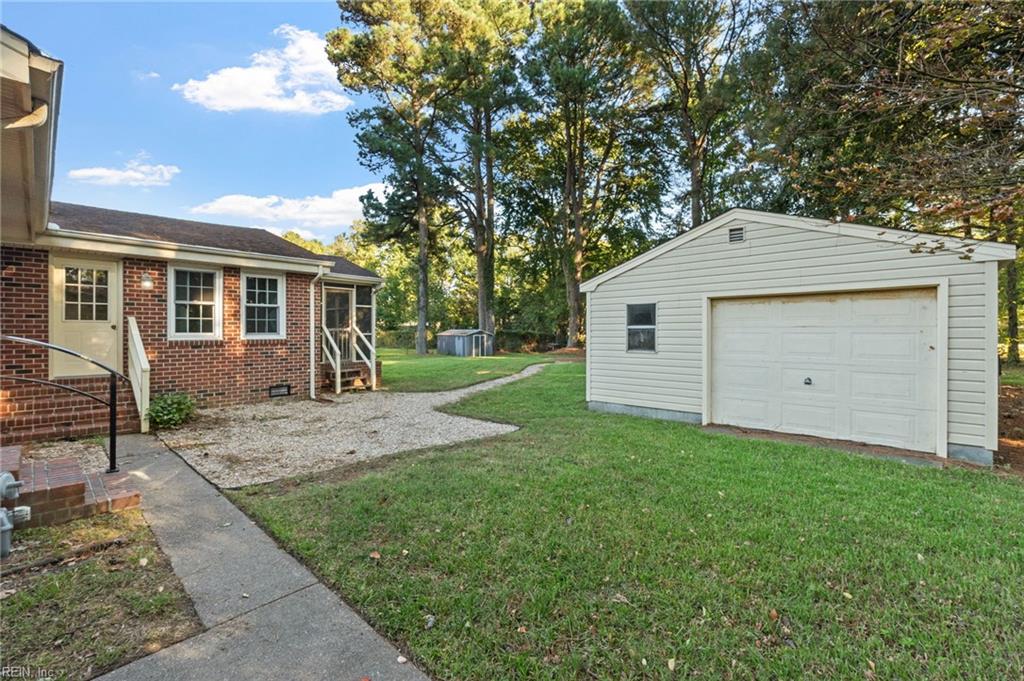 5817 Craneybrook Ln Property Photo 33