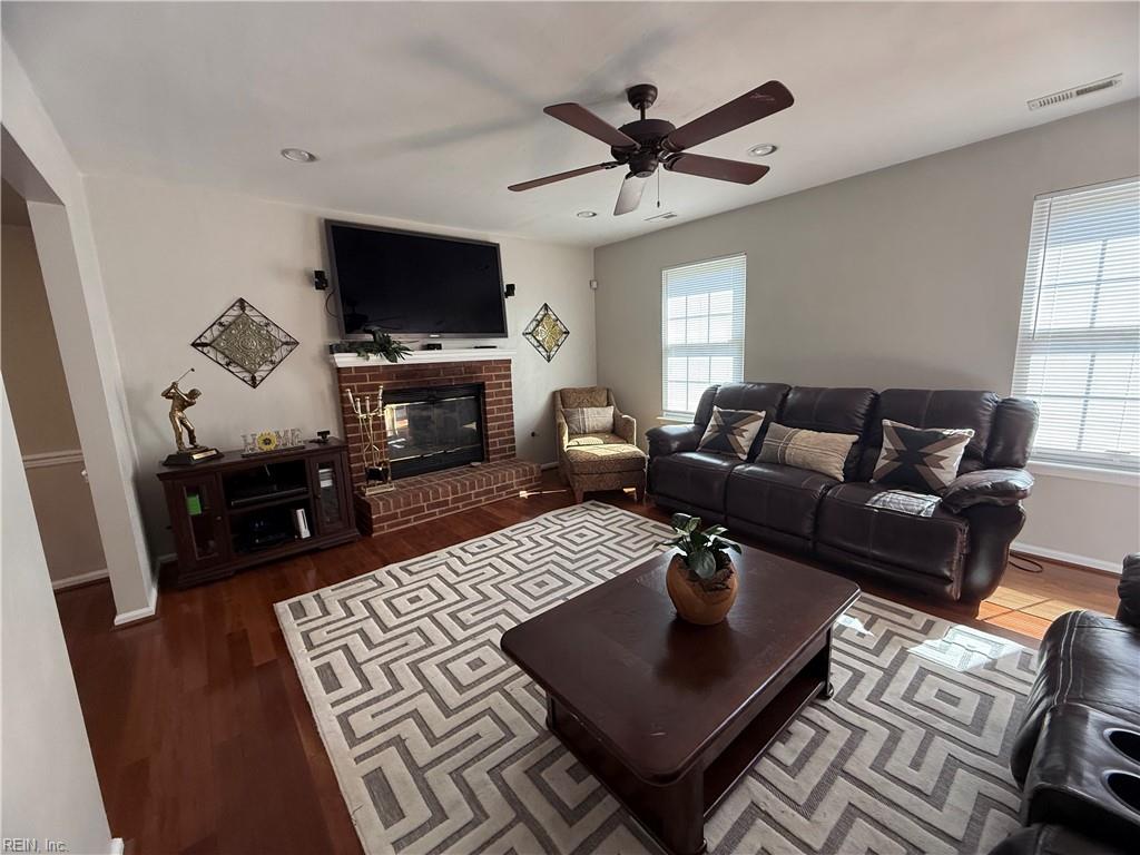 416 Mishannock Way Property Photo 6