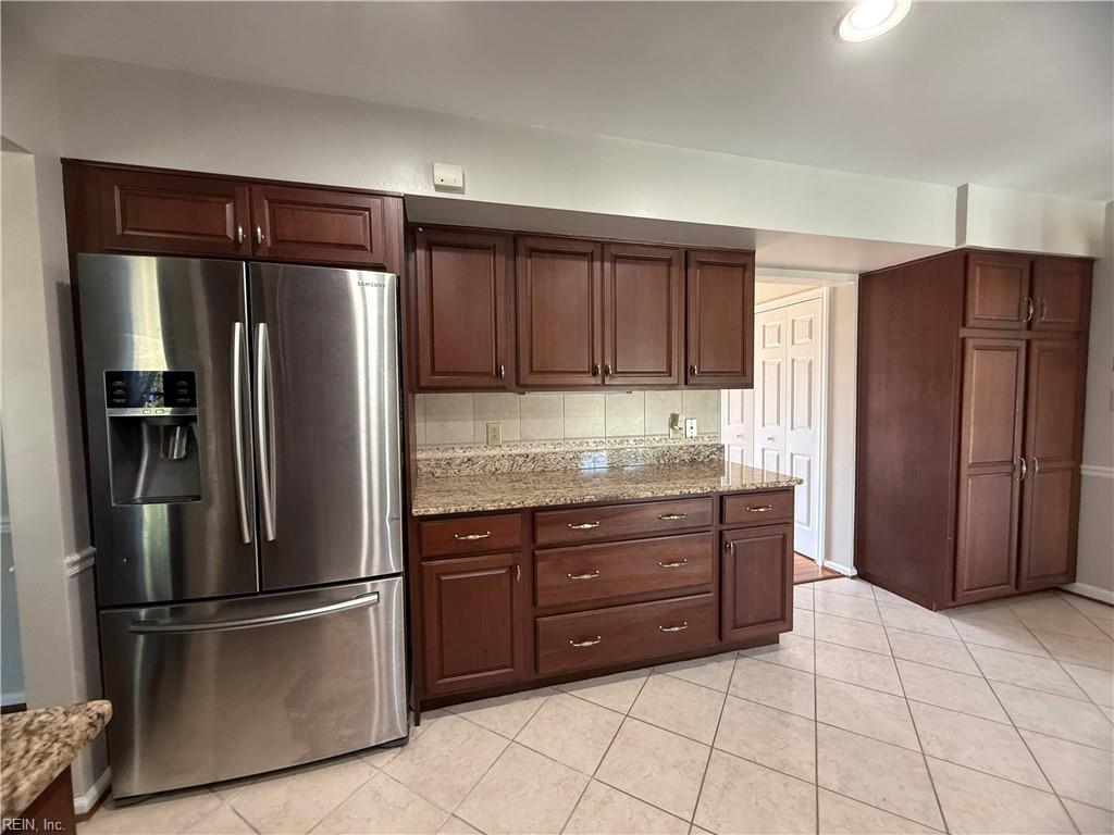 416 Mishannock Way Property Photo 14