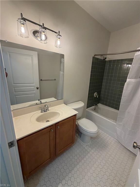 435 E Freemason St Property Photo 11