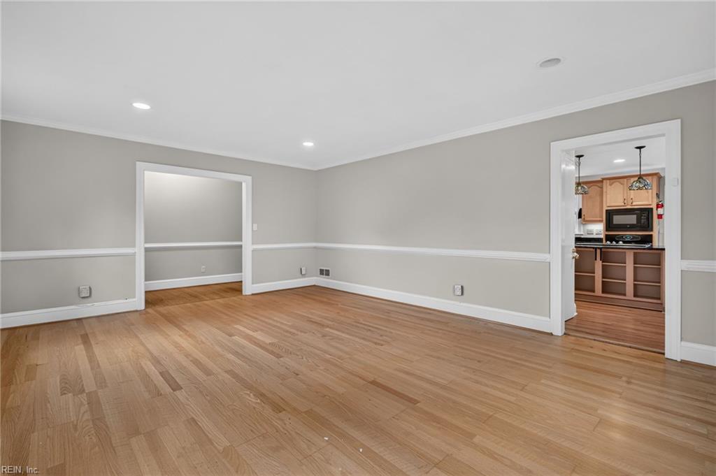 6013 S River Rd Property Photo 14