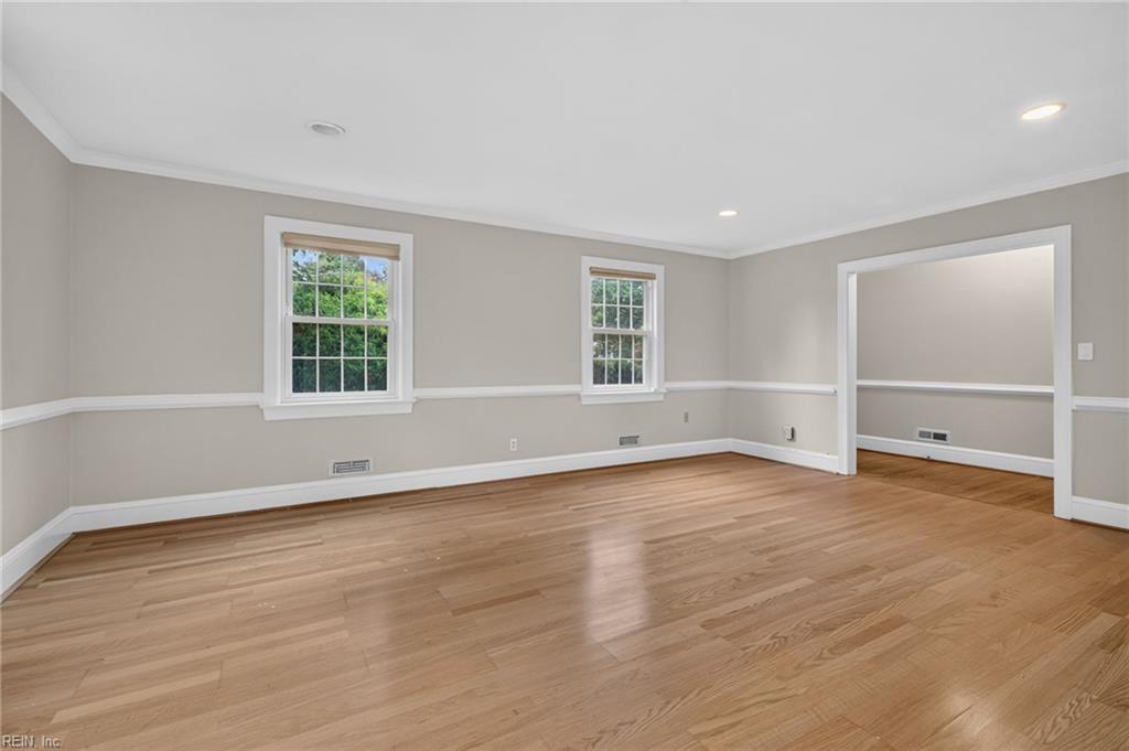 6013 S River Rd Property Photo 15