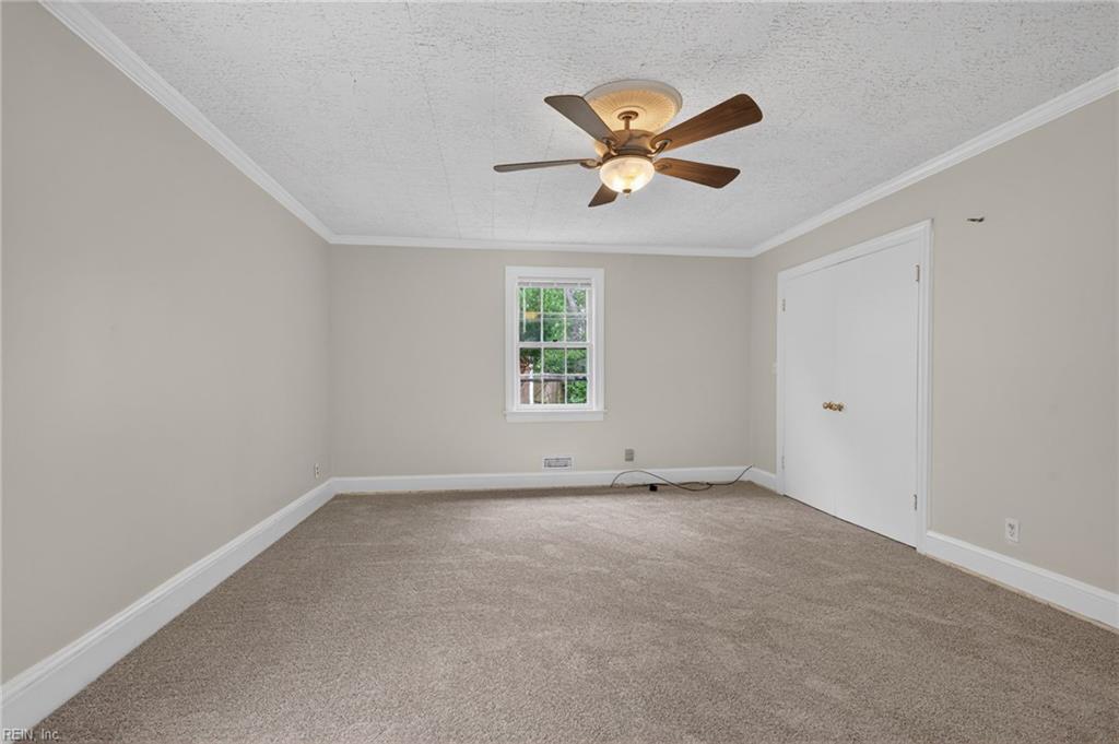 6013 S River Rd Property Photo 19