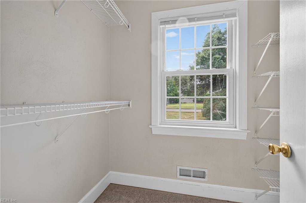 6013 S River Rd Property Photo 22