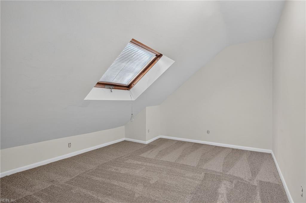 6013 S River Rd Property Photo 37