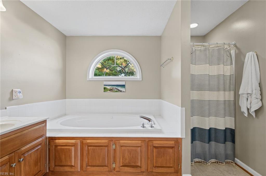 4643 Sir Gilbert Loop Property Photo 25