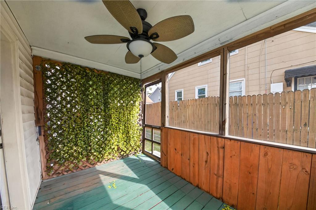 2202 Willow Wood Dr Property Photo 22