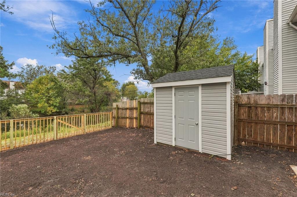 1614 Jameson Dr Property Photo 35