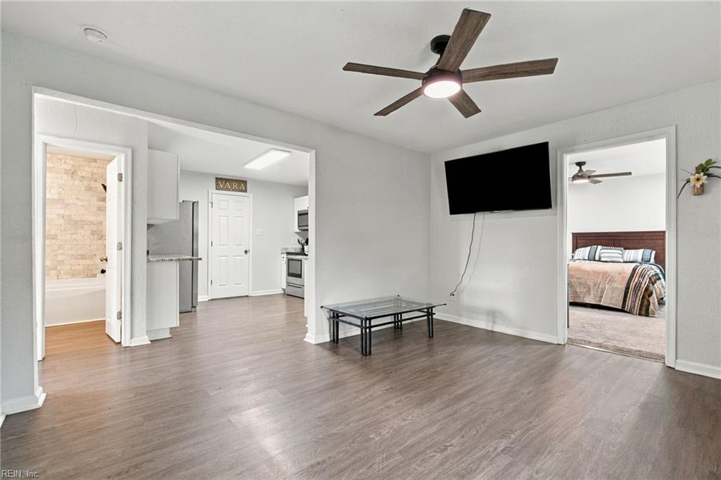 1556 Whaleyville Blvd Property Photo 8