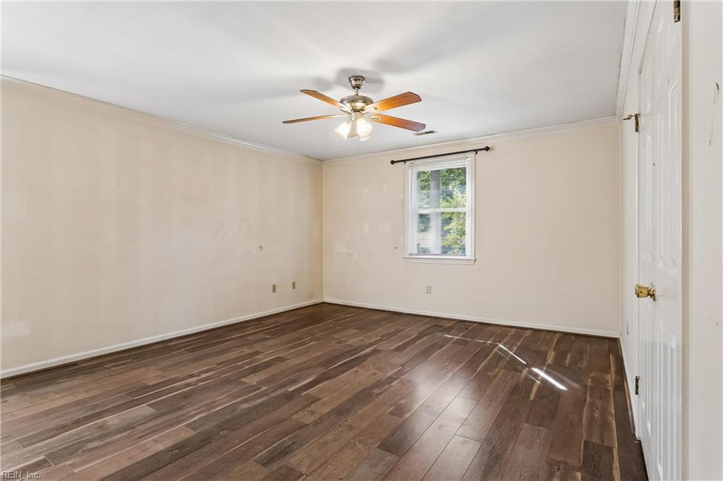 120 Sabre Dr Property Photo 32