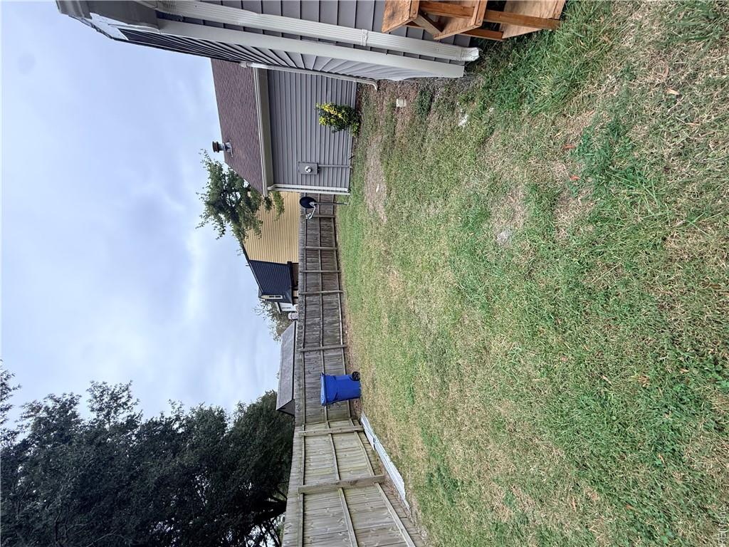 1509 Chessington Ct Property Photo 3