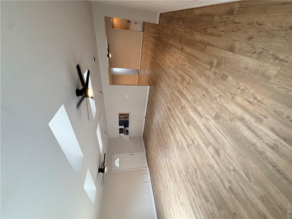 1509 Chessington Ct Property Photo 10