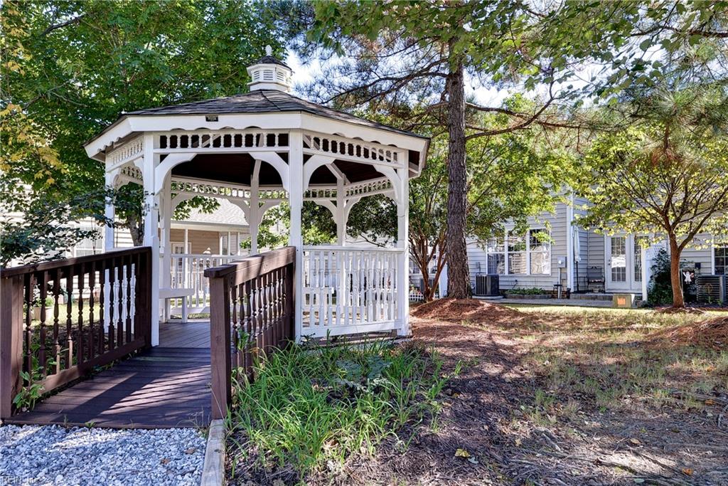 4516 Beacon Hill Dr Dr Property Photo 29