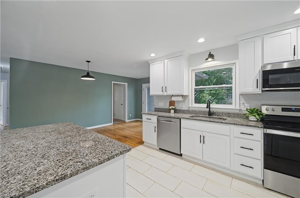 155 Menchville Rd Property Photo 3