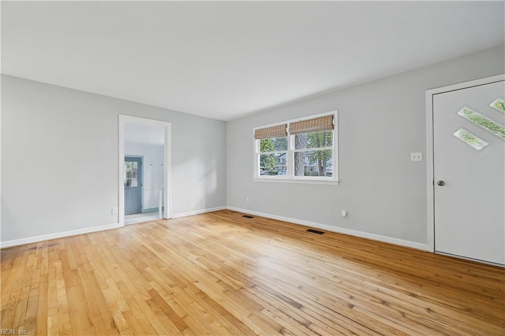 155 Menchville Rd Property Photo 7