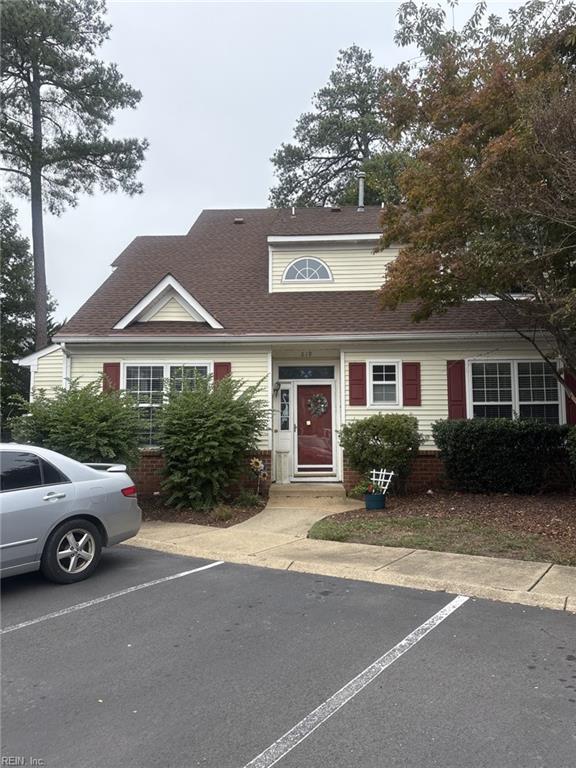 819 Oak Springs Ct Property Photo 1