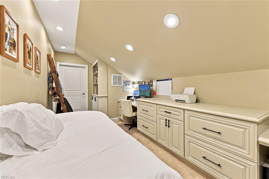 518 Silk Tree Ln Property Photo 29