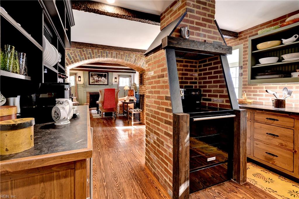 128 Edward Wakefield Property Photo 16