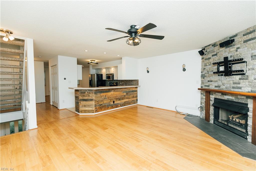 808 Baltic Walk Property Photo 20