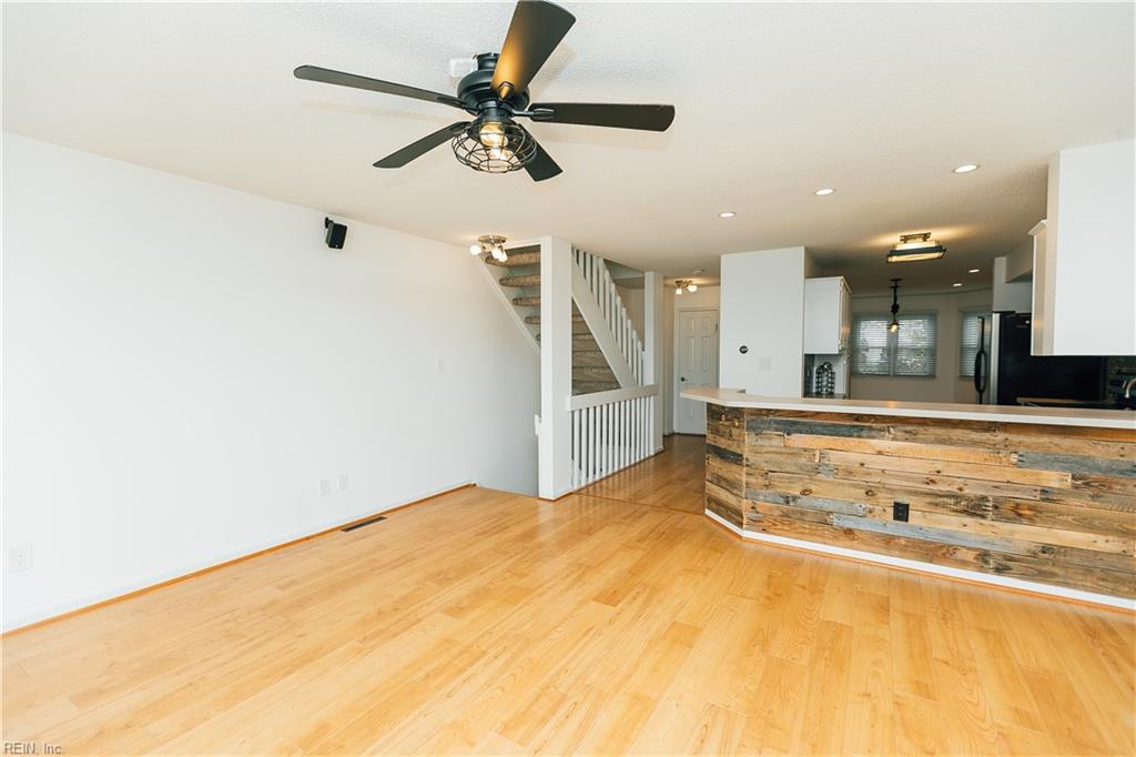 808 Baltic Walk Property Photo 22