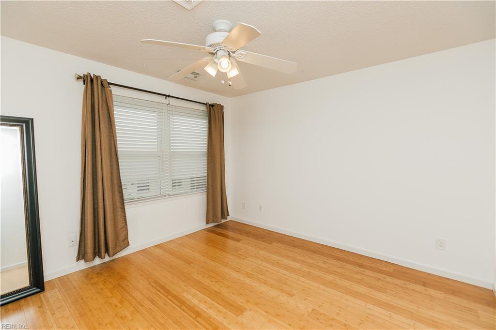 808 Baltic Walk Property Photo 30