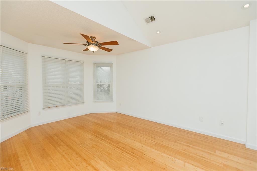 808 Baltic Walk Property Photo 37