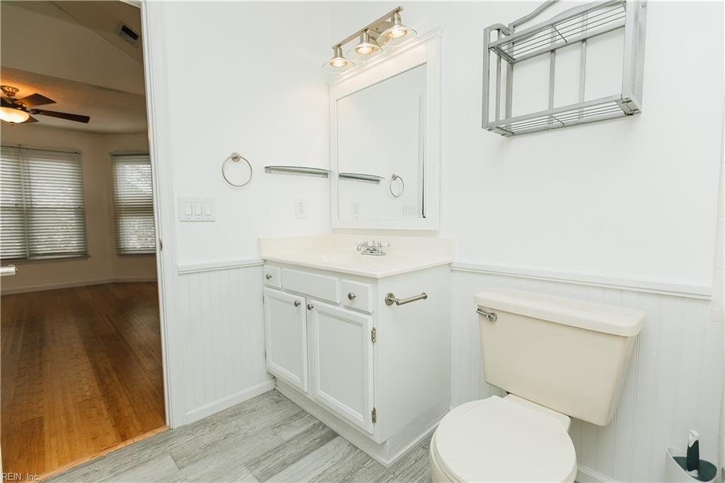 808 Baltic Walk Property Photo 44