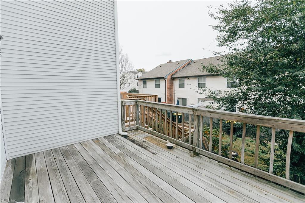808 Baltic Walk Property Photo 45
