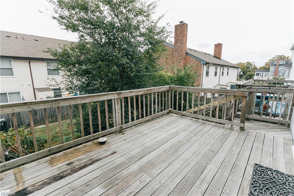 808 Baltic Walk Property Photo 48