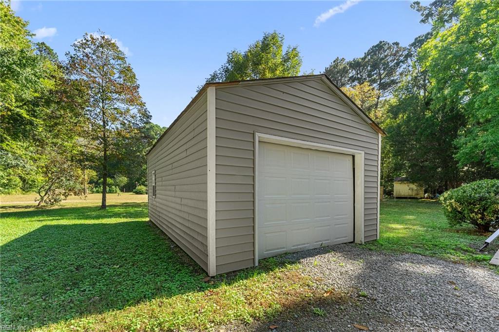 255 Chapel Neck Rd Property Photo 5