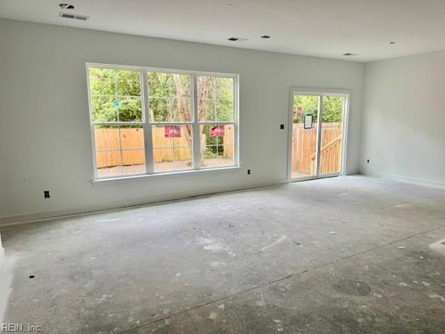 813 Mullen Rd Property Photo 4