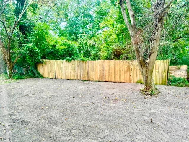 813 Mullen Rd Property Photo 16