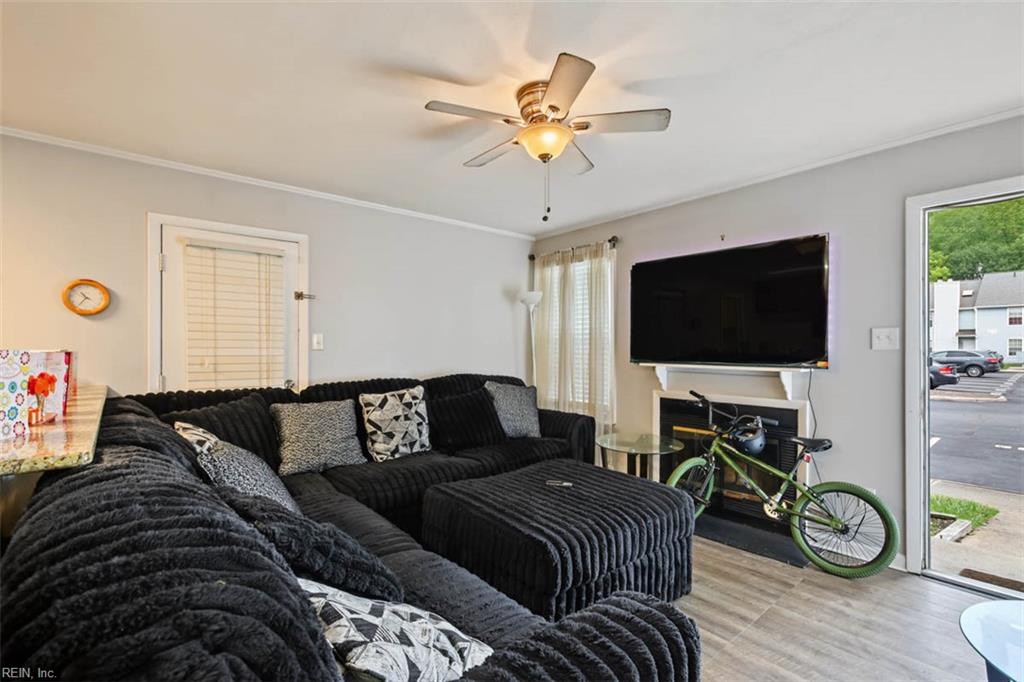 600 Crows Nest Ct Property Photo 6