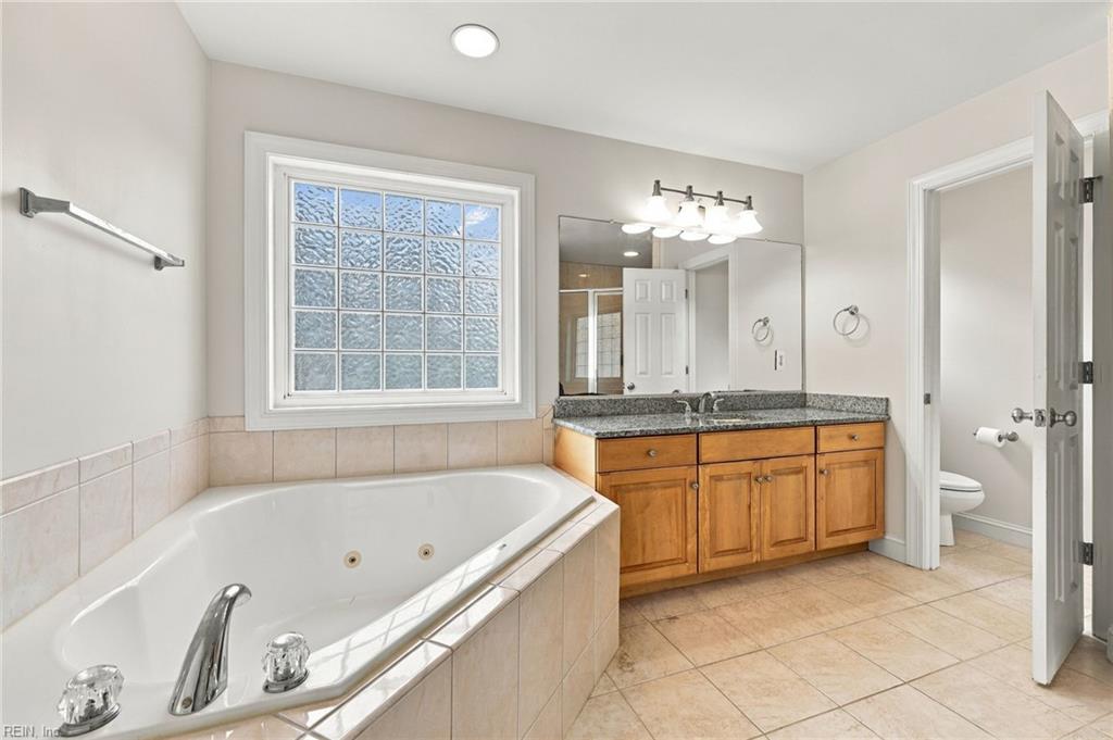 1123 Arlynn Ln Property Photo 19