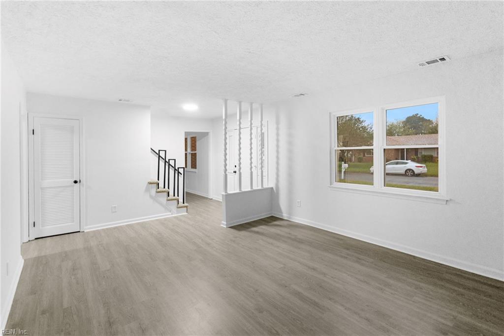 809 Parapet Rd Property Photo 14