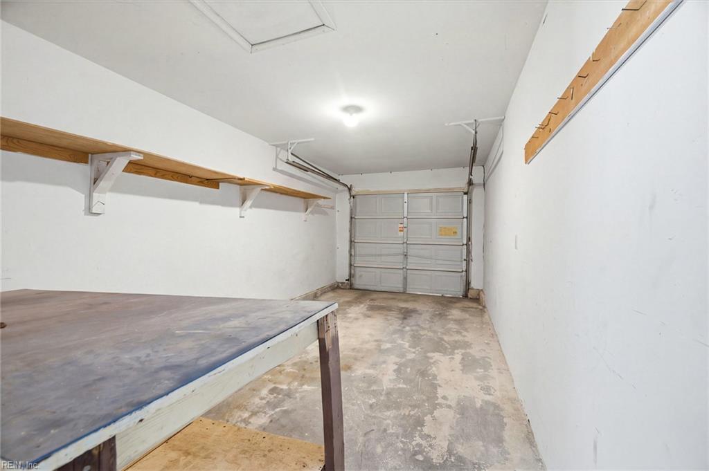 2504 Decathlon Cres Property Photo 12