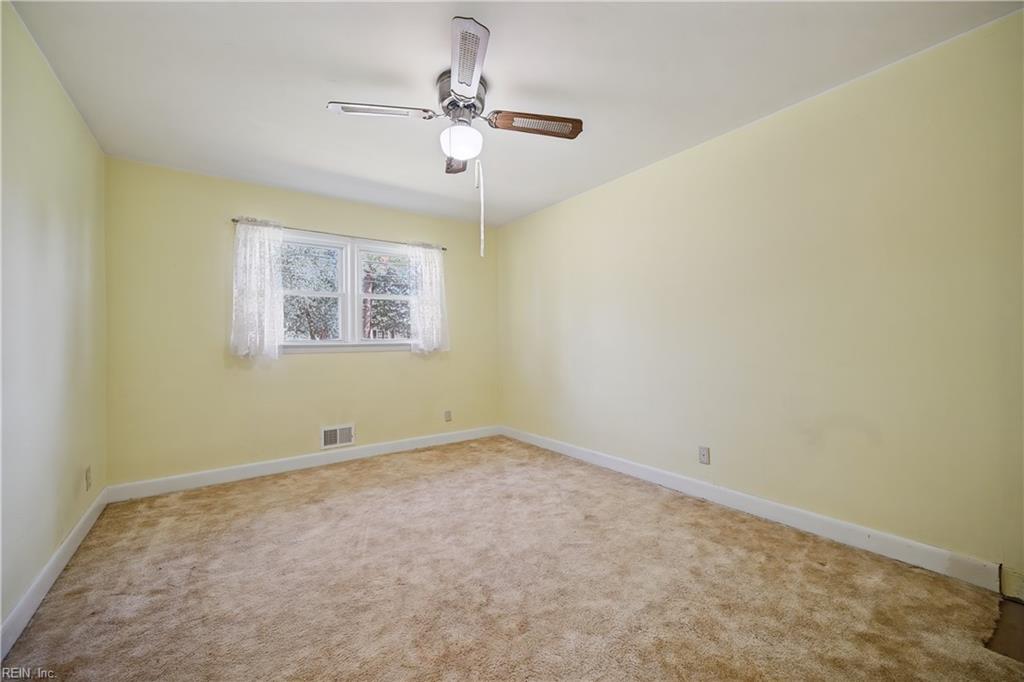 2220 Capri Cir Property Photo 29