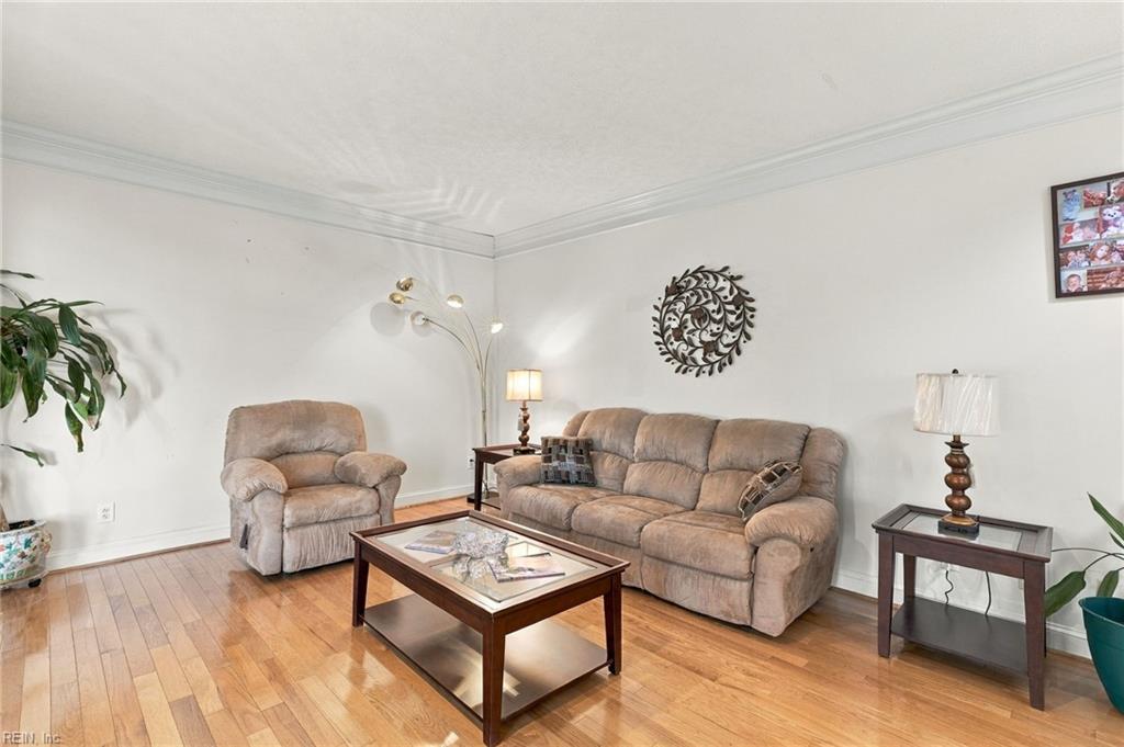 205 Chase Oak Ct Property Photo 7
