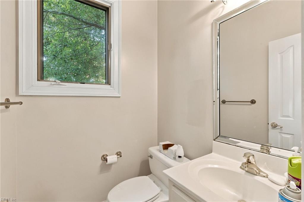 205 Chase Oak Ct Property Photo 13