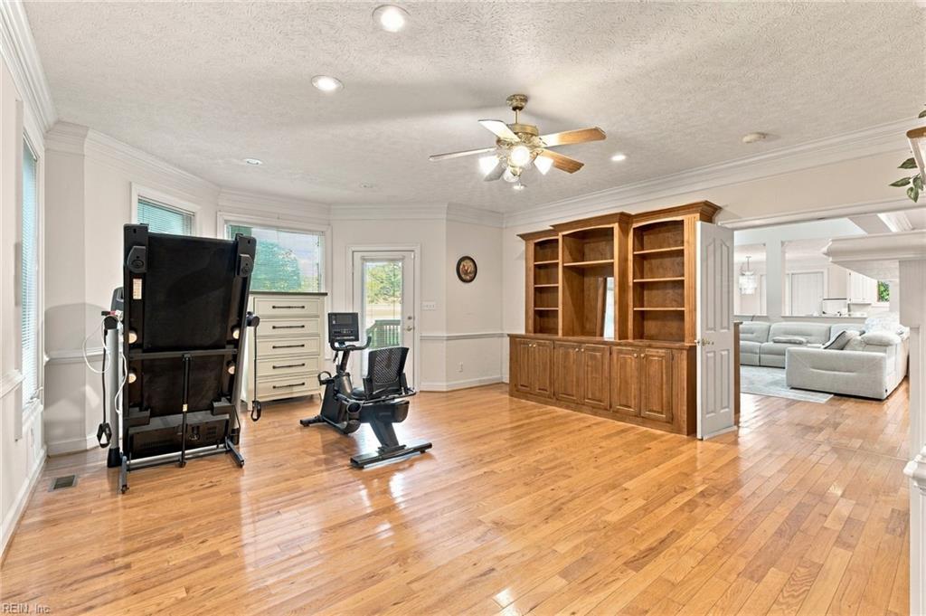 205 Chase Oak Ct Property Photo 17