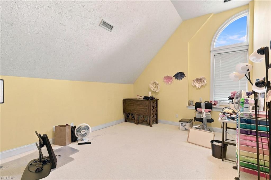 205 Chase Oak Ct Property Photo 29