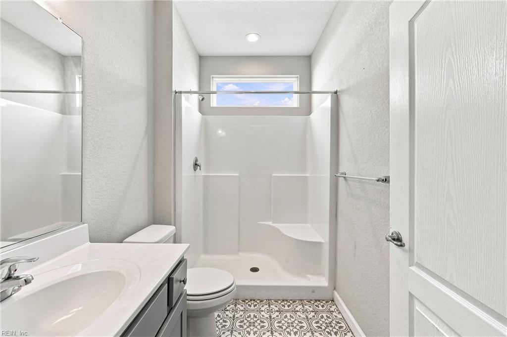 124 Gables Pl Property Photo 28