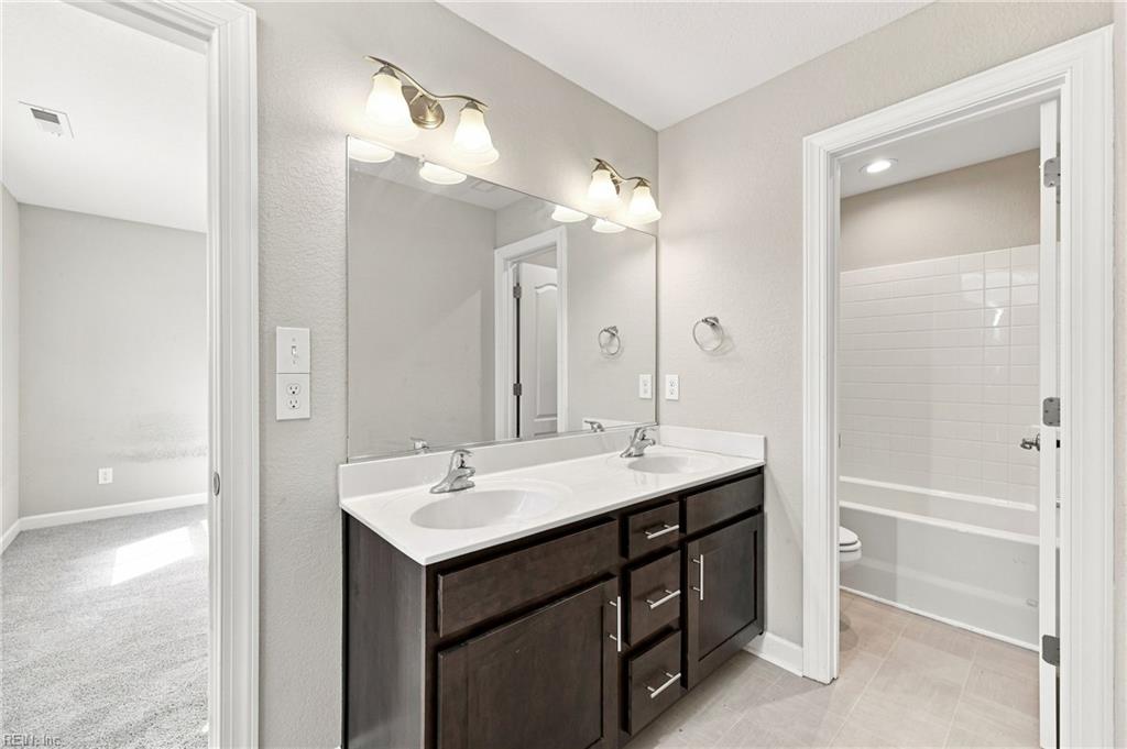 124 Gables Pl Property Photo 42