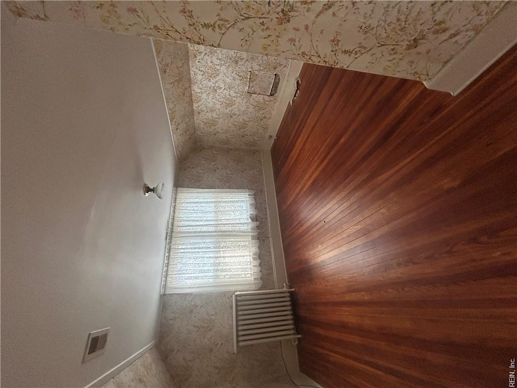 35 Kerr St Property Photo 5