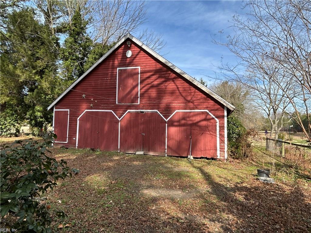 35 Kerr St Property Photo 19